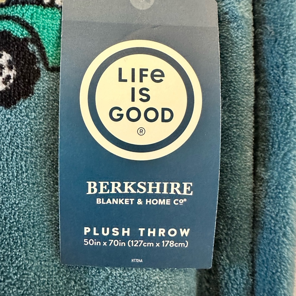 Life is Good Golf Throw NWT